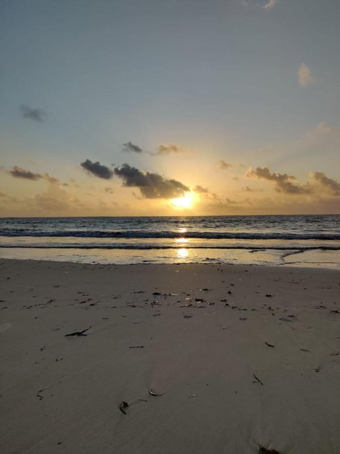 Nyali Emirates Reef Apartment Mombasa Bagian luar foto