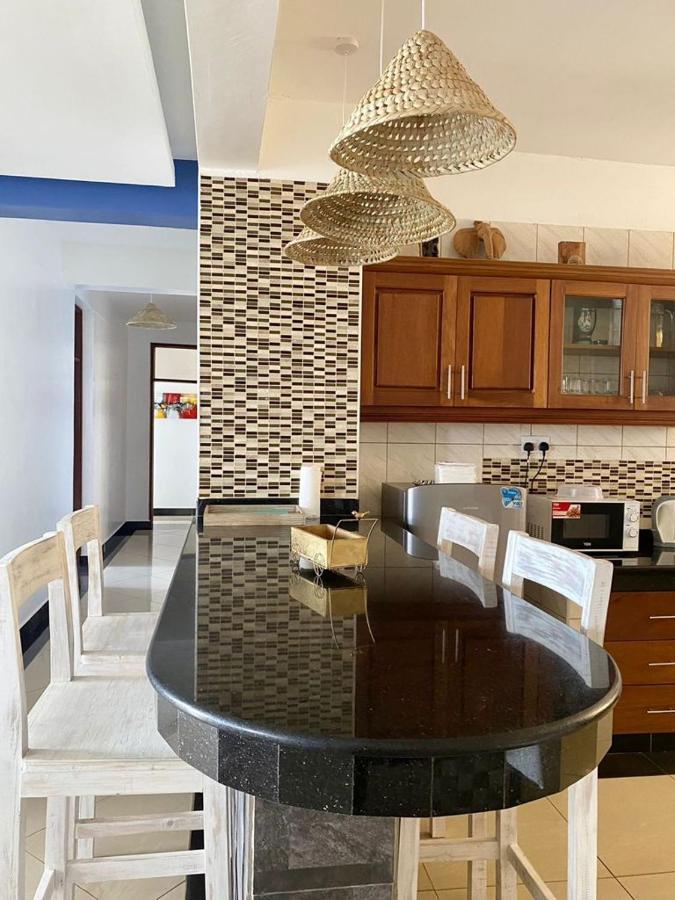 Nyali Emirates Reef Apartment Mombasa Bagian luar foto